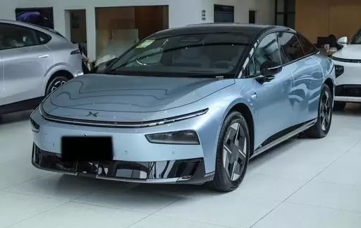 واجهة أمامية كوبيه PHEV جديدة